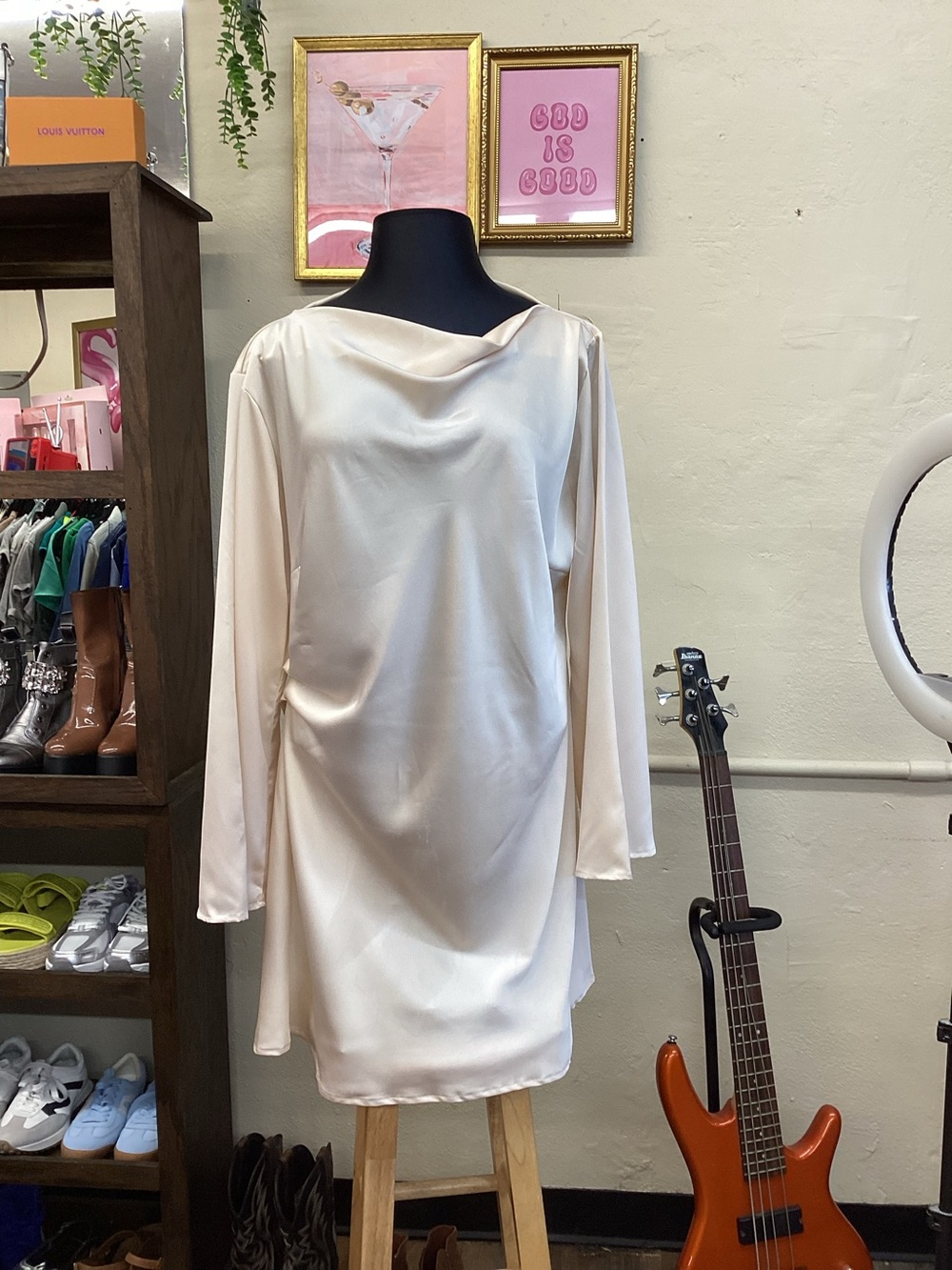 Boohoo Cream Satin Cowl Neck Long-Sleeve Tunic